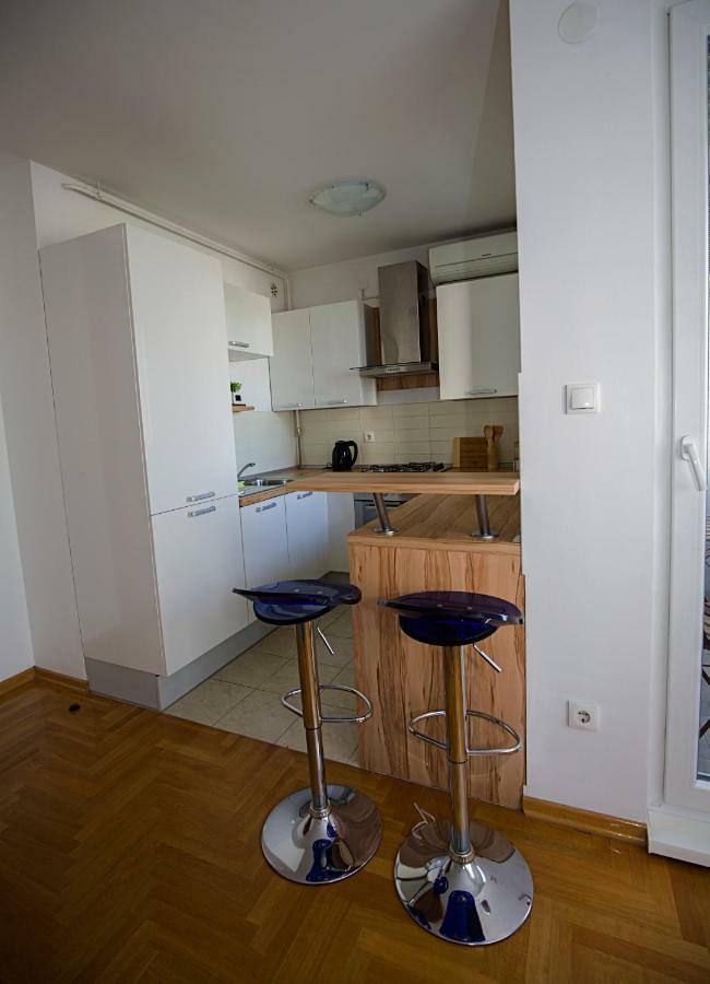 Apartment Luka Zagreb Buitenkant foto
