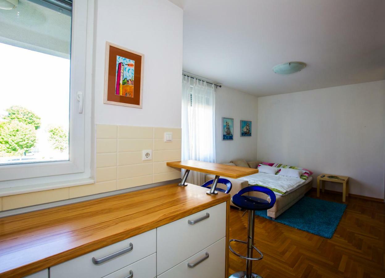 Apartment Luka Zagreb Buitenkant foto