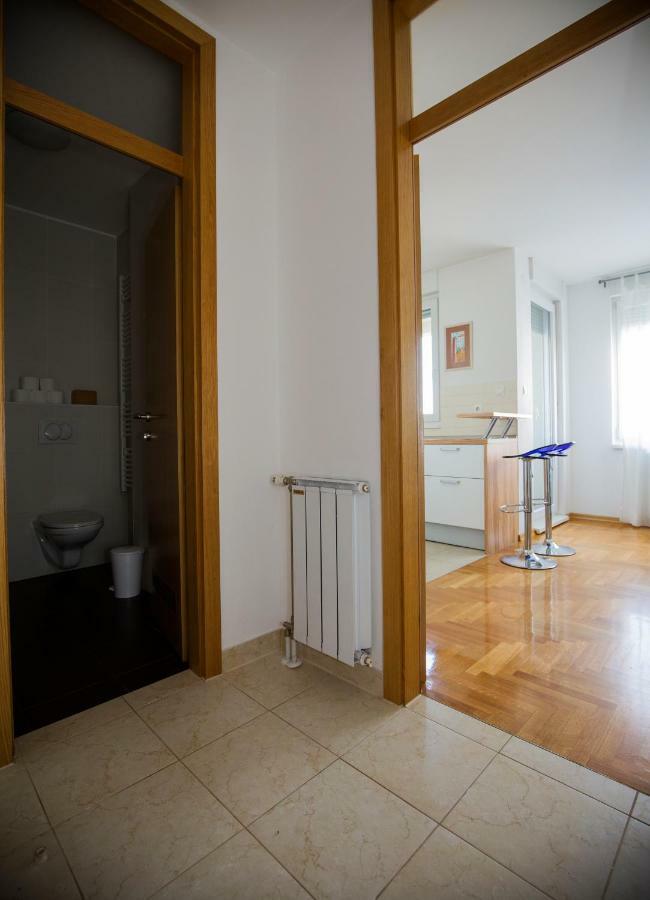Apartment Luka Zagreb Buitenkant foto