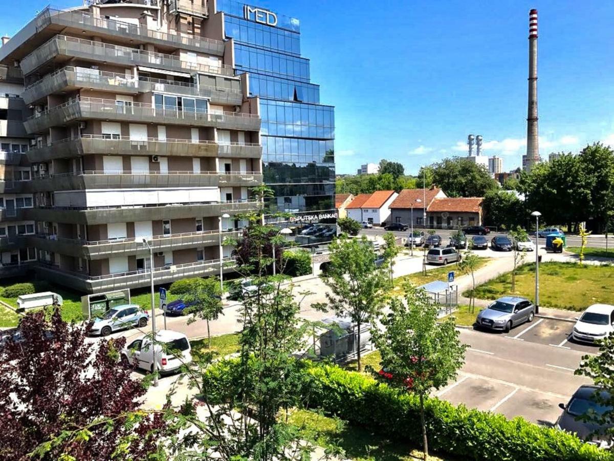 Apartment Luka Zagreb Buitenkant foto