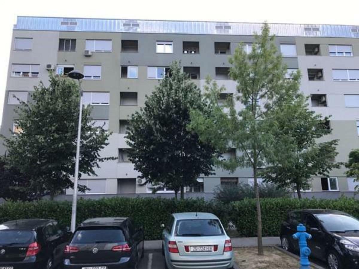 Apartment Luka Zagreb Buitenkant foto